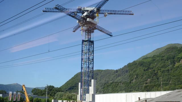 Energy Vault Test Tower 2021