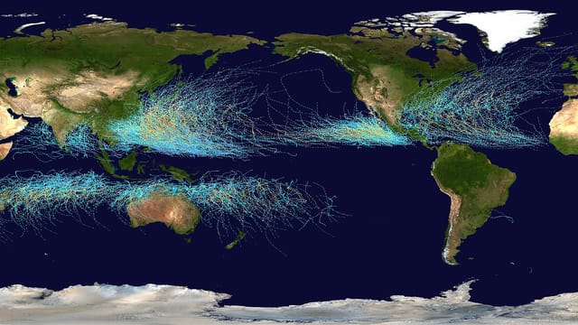 Global tropical cyclone tracks-edit2