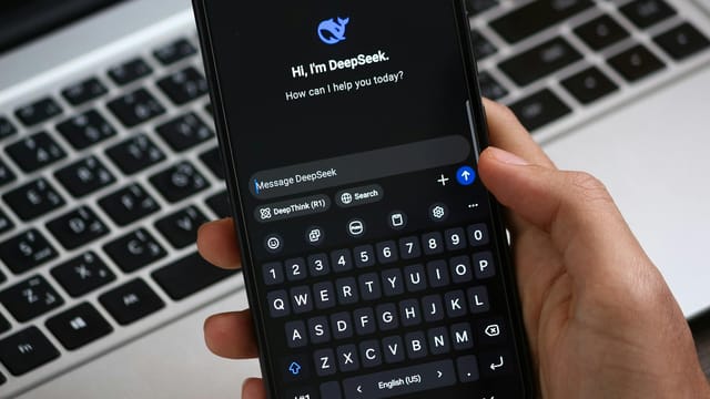 Close-up of a smartphone displaying an AI chat interface, ready for interaction.
