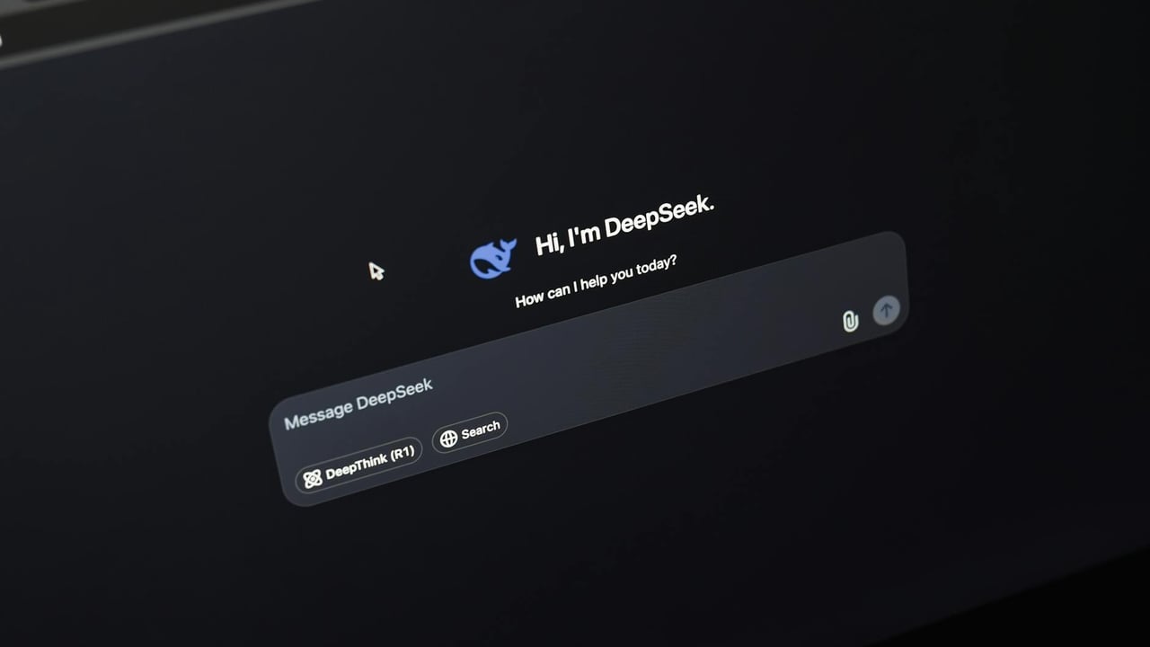 Screen displaying AI chat interface DeepSeek on a dark background.