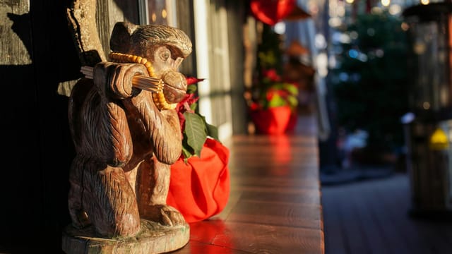 Image for Trump Claims He is the Key Arbiter of Any Ukraine Peace Deal Ahead of Meeting with Zelensky