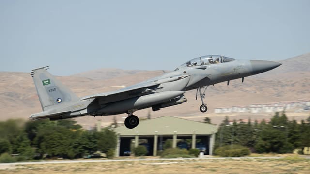 Saudi Arabian F-15 fighter jet taking off from Konya airstrip in Türkiye.