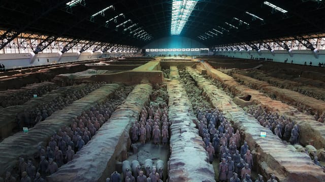 Panoramic view of the Terracotta Army exhibit in Xi'an, China.