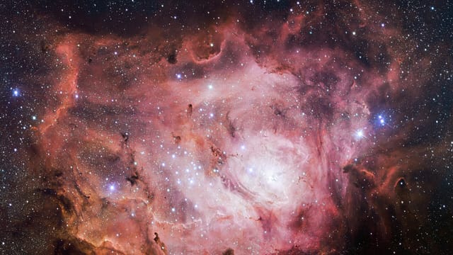 VST images the Lagoon Nebula