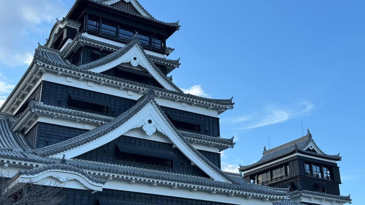 Stunning view of Kumamoto Castle showcasing traditional Japanese architecture.