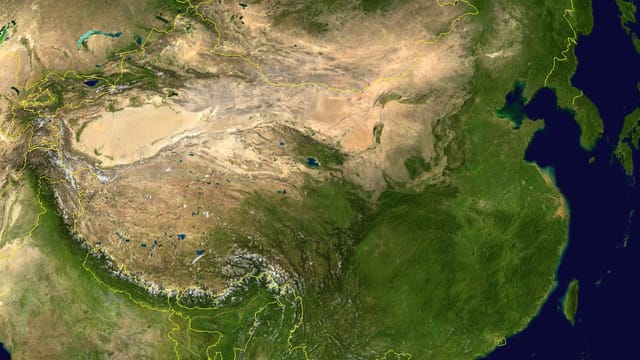 China 100.78713E 35.63718N