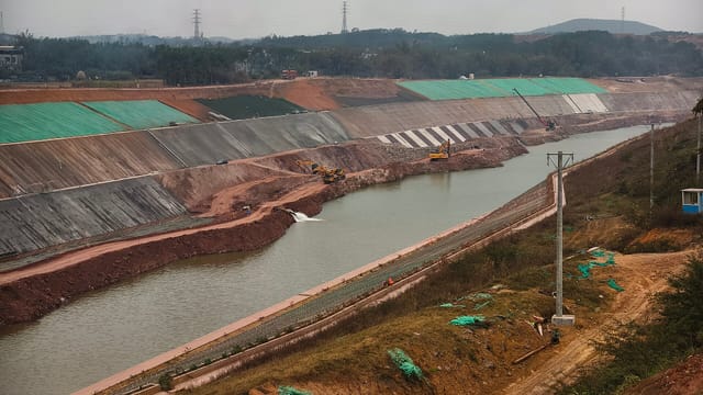 Pinglu Canal in construction - 1