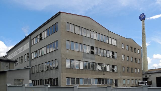 Illustrative image: Dubi-Porzellanfabrik-1