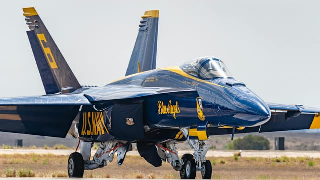 Image for Three U.S. Military Aircraft That Crashed into the Sea Not Recovered, All Are Mainstay Carrier-Based Aircraft