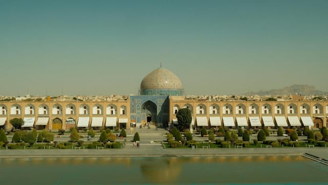 Explore the breathtaking architecture of the Shah Mosque in Isfahan, a UNESCO World Heritage Site, showcasing Persian artistry.