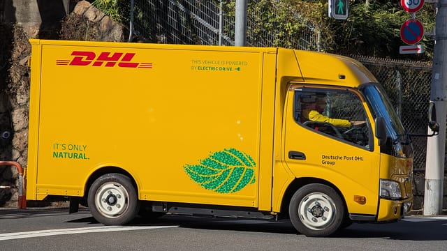 DHL "This vehicle is powered by electric drive"