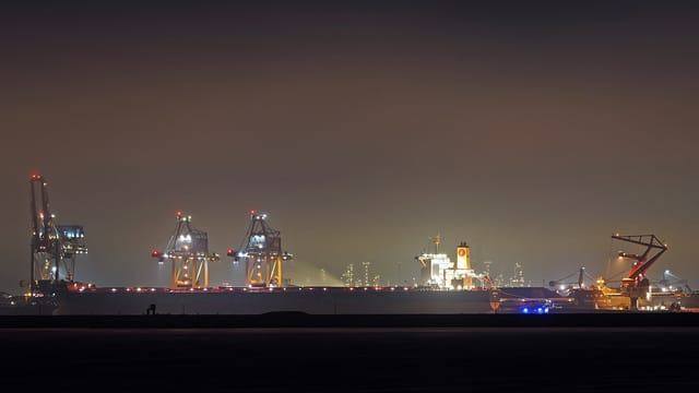 FOMENTO ONE , CHINA ENTERPRISE & GIGANT (48139172366)