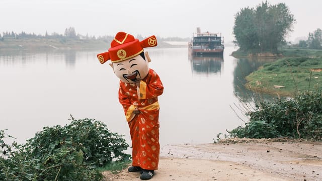 Image for China's Baijiu Industry Faces a Harsh Winter: Navigating Challenges and Shifting Strategies