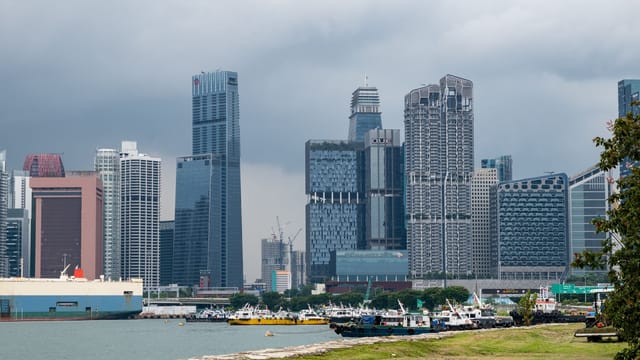 A vivid view of Singapore's iconic skyscrapers and waterfront landscape.