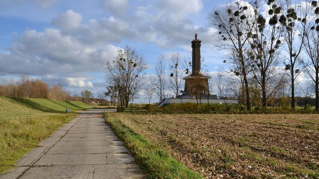 Red Army monument in Mikolin (Nikoline) 03