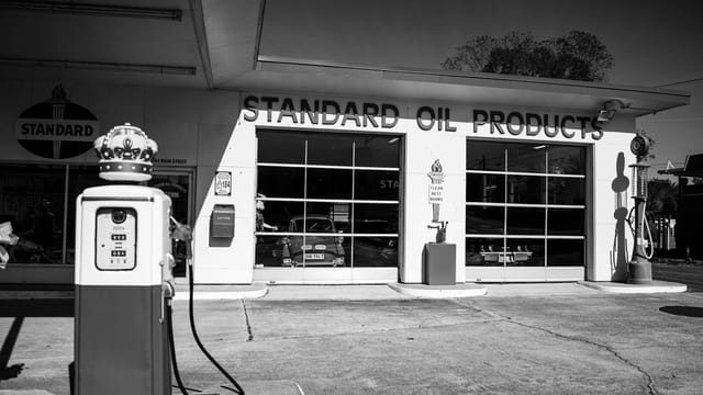 Black and white photo of a vintage Standard Oil gas station in Trussville, Alabama.